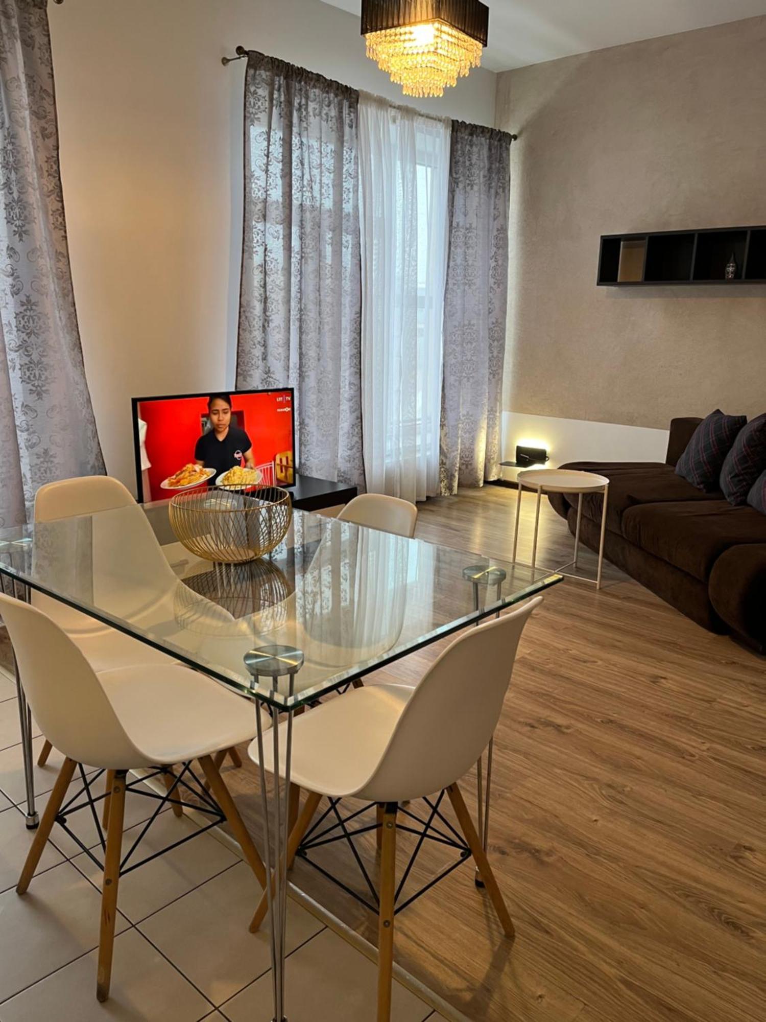 Apartment Near Station